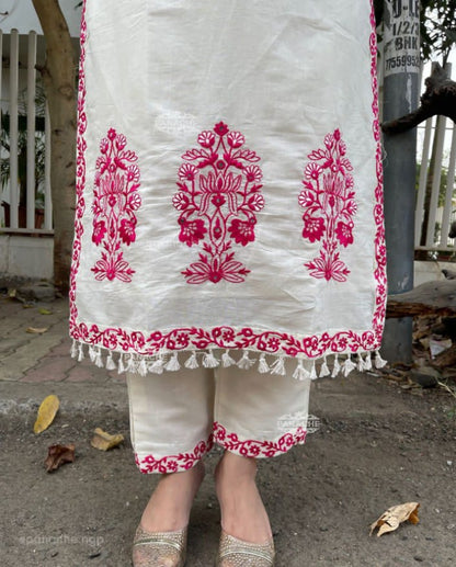 White Cotton Kurta And Pant Set With Kashmiri Pink Embroidery