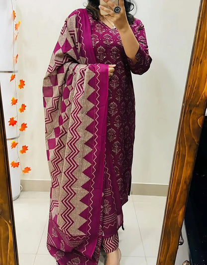 Women's Pure Cotton Printed Maroon Kurta With Pant And Dupatta