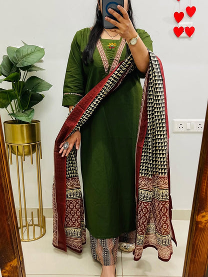 Dabu Cotton Green Kurta Set with Ajrakh Print Palazzo & Dupatta for Women